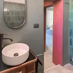 Maison B