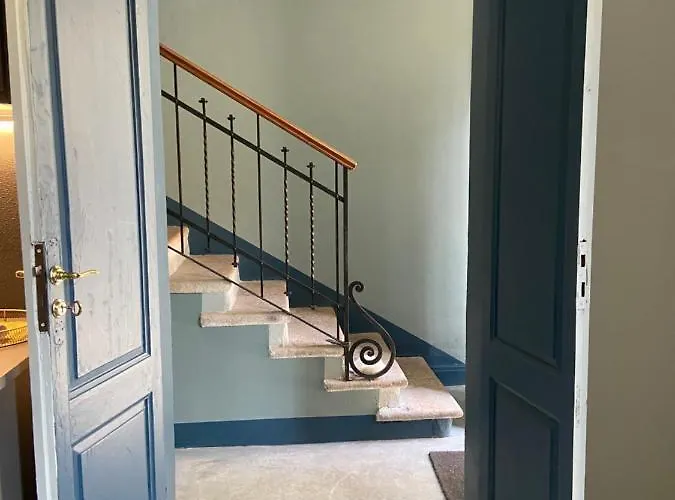 Maison B *